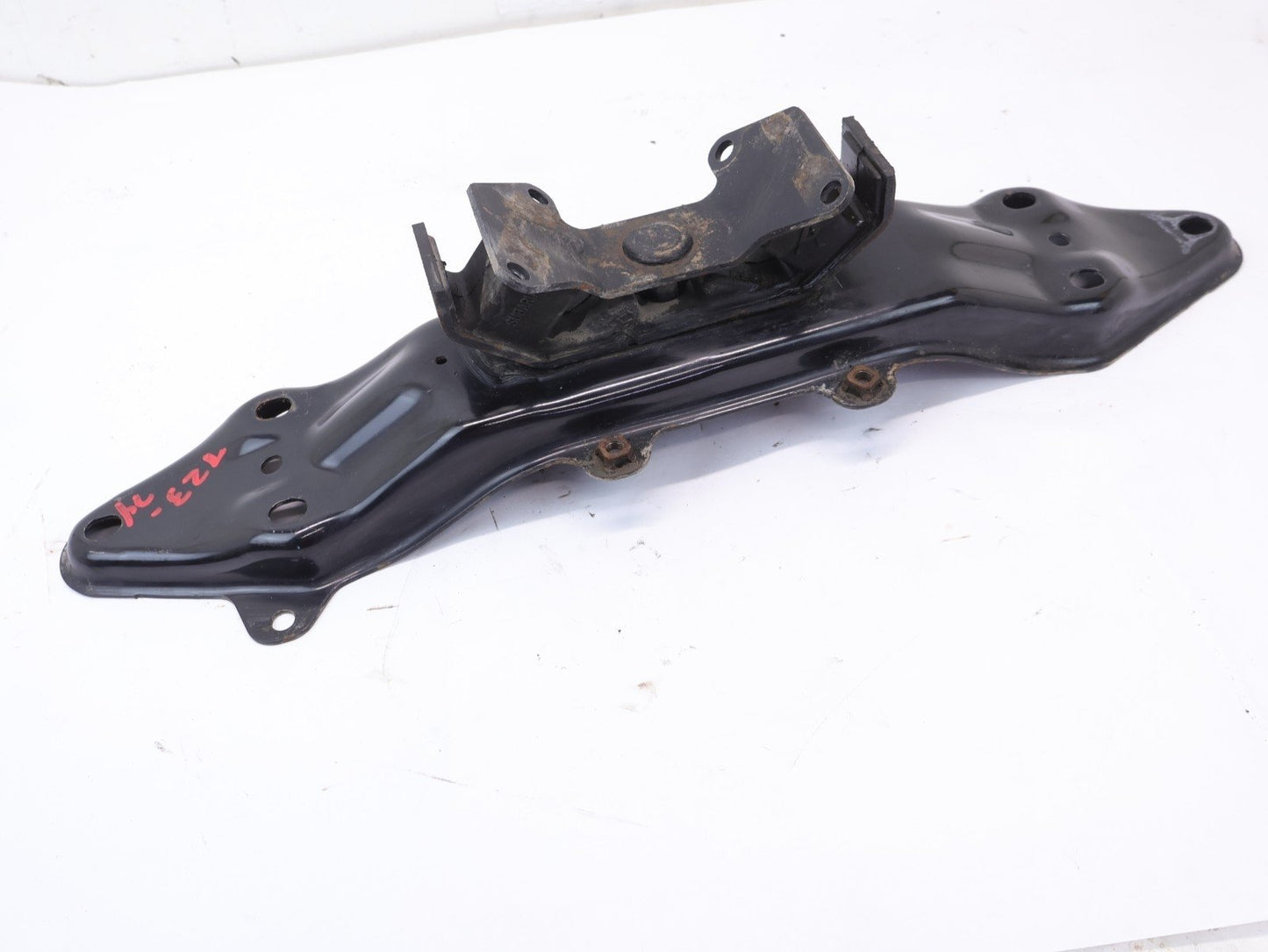 2013-2017 Subaru Crosstrek Automatic Transmission Crossmember Mount Bracket OEM