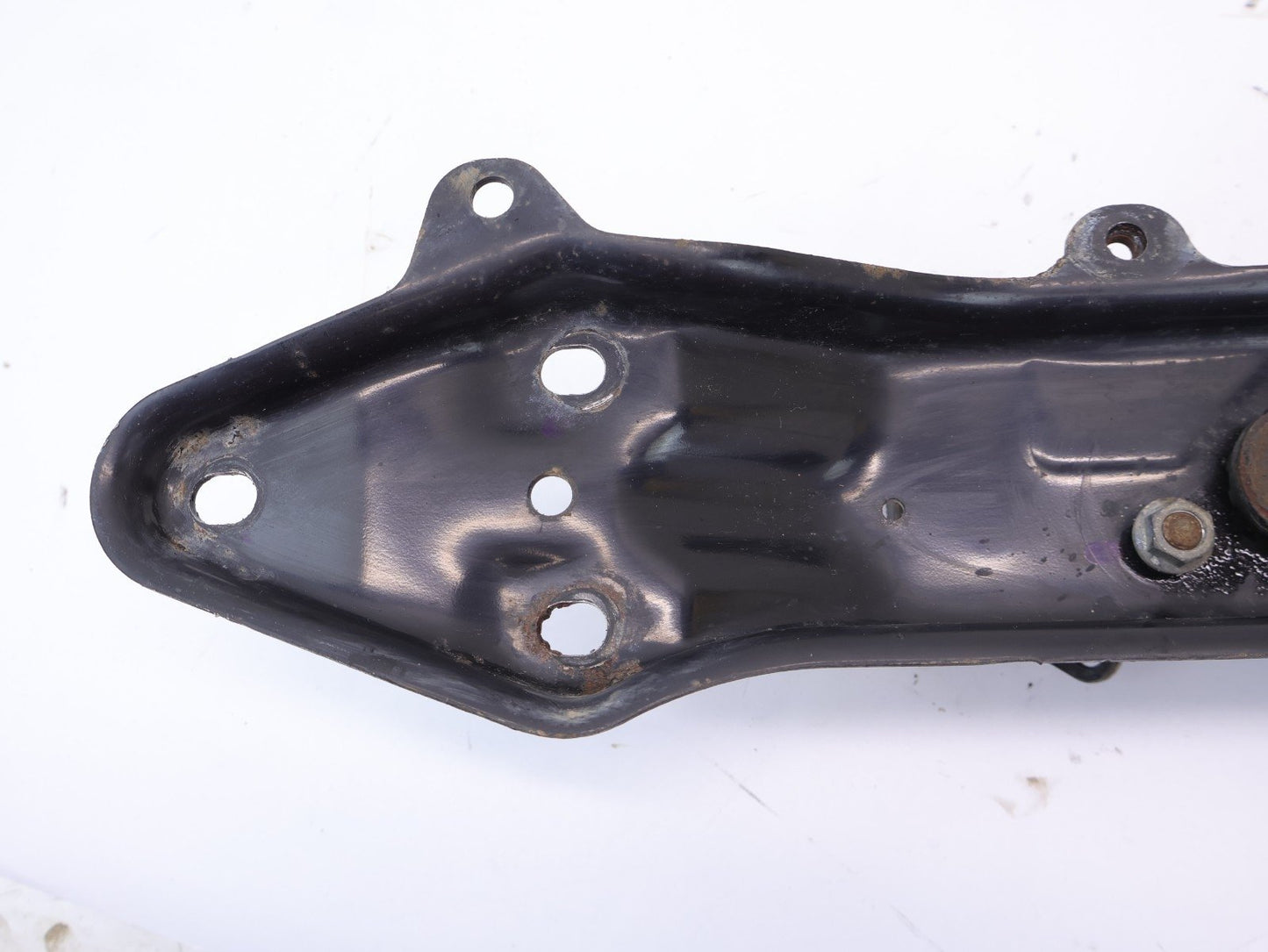 2013-2017 Subaru Crosstrek Automatic Transmission Crossmember Mount Bracket OEM