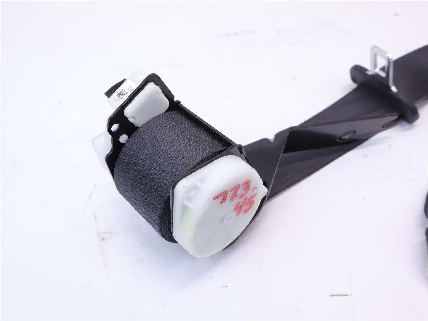 2013-2017 Subaru XV Crosstrek Driver Rear Seat Belt Seatbelt LH Left OEM