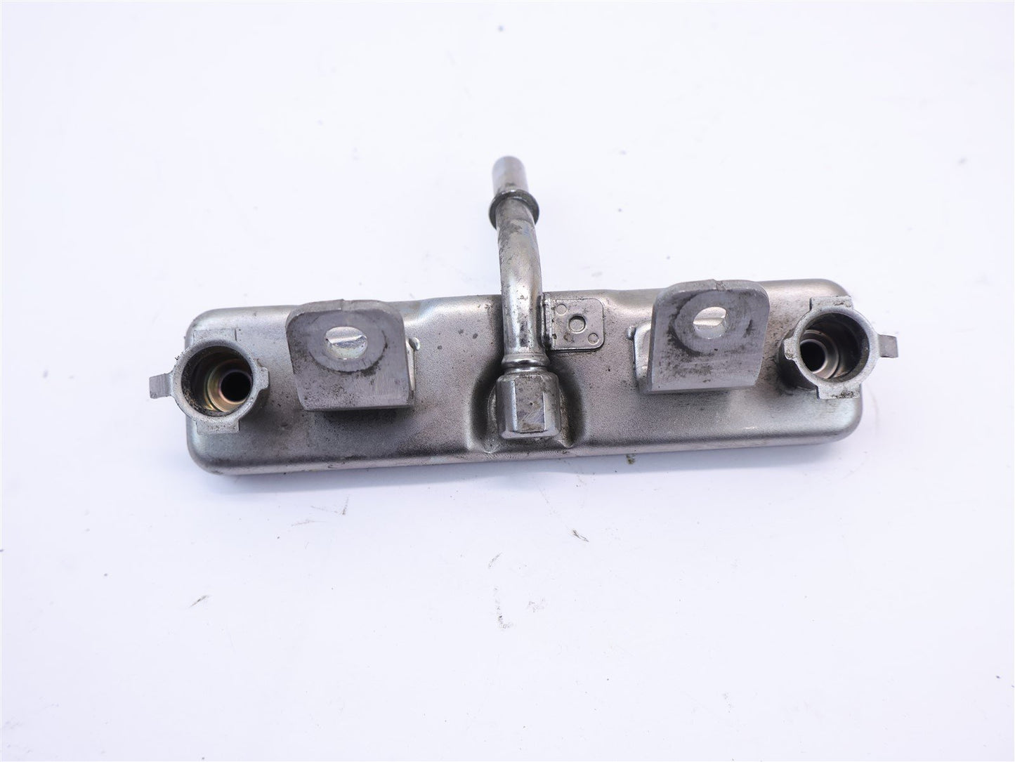 2013-2017 Subaru XV Crosstrek Fuel Rail Injector Housing Left or Right OEM