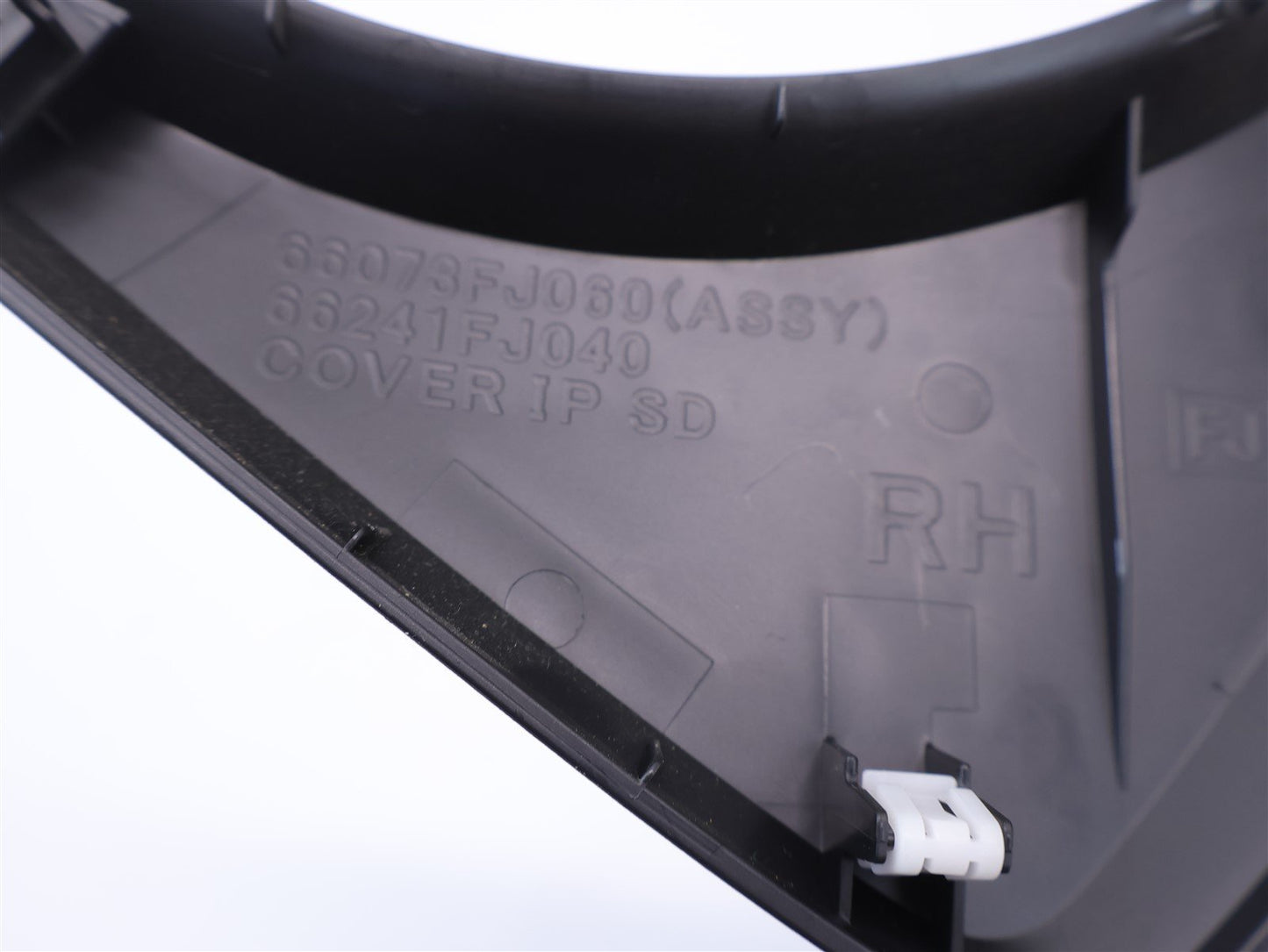 2014-2018 Subaru Forester Passenger Dash End Cap Side Right RH Trim 66073FJ060