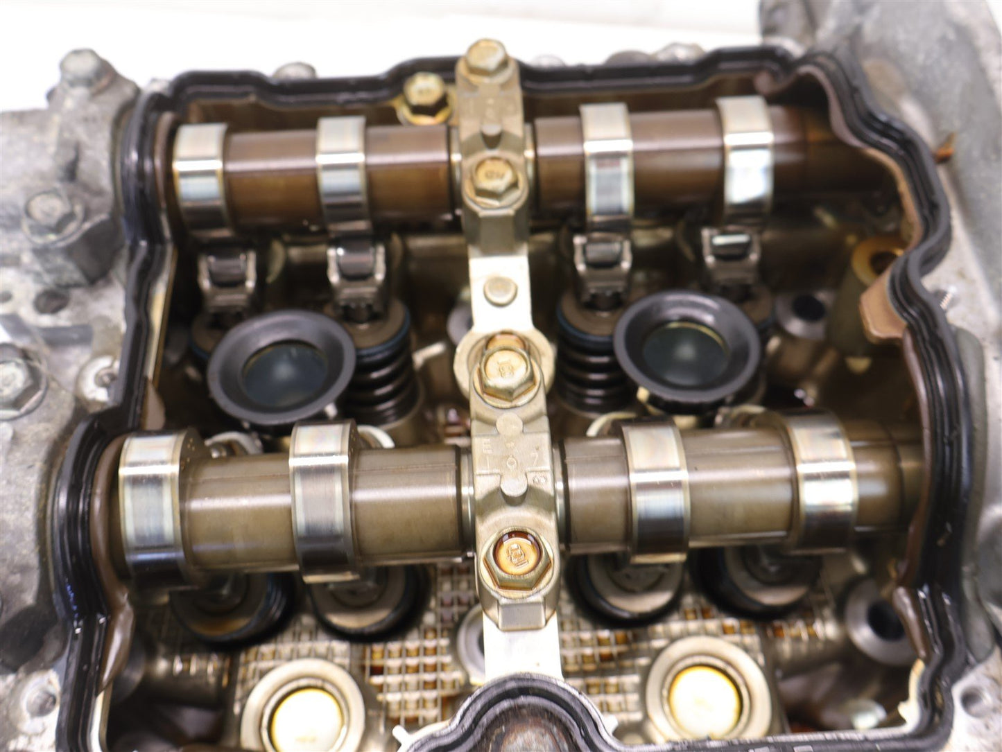 2014-2016 Subaru Forester Cylinder Head 2.5L Engine Passenger RH Right Side OEM