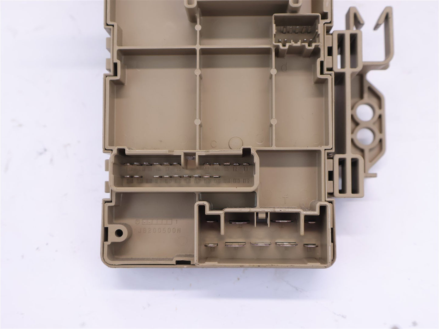 2016 Subaru WRX Dash Fuse Block Junction Box 82201VA030 Relay Cabin OEM 16