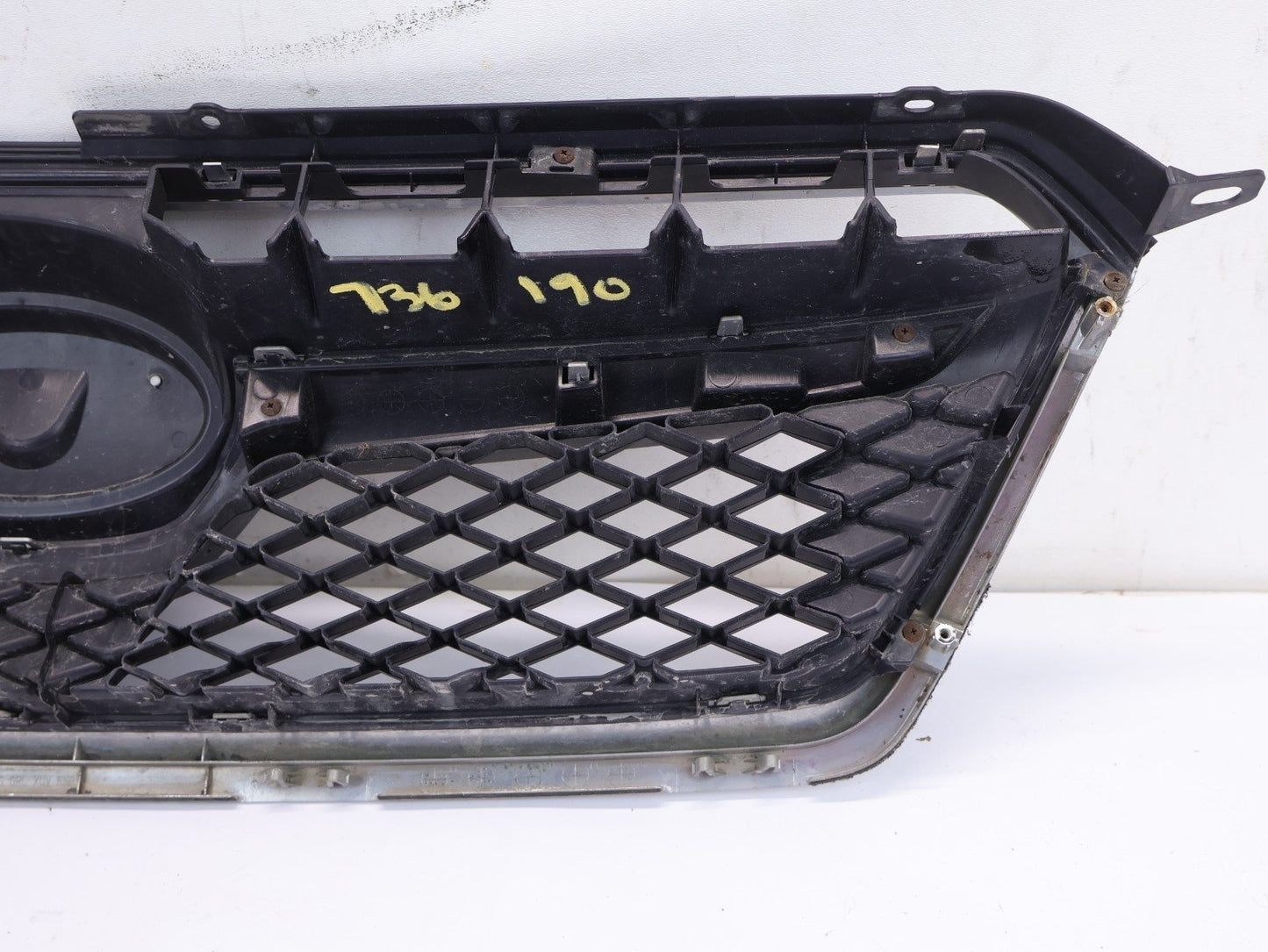 2013 2014 2015 Subaru XV Crosstrek Front Bumper Grille Panel Grill OEM