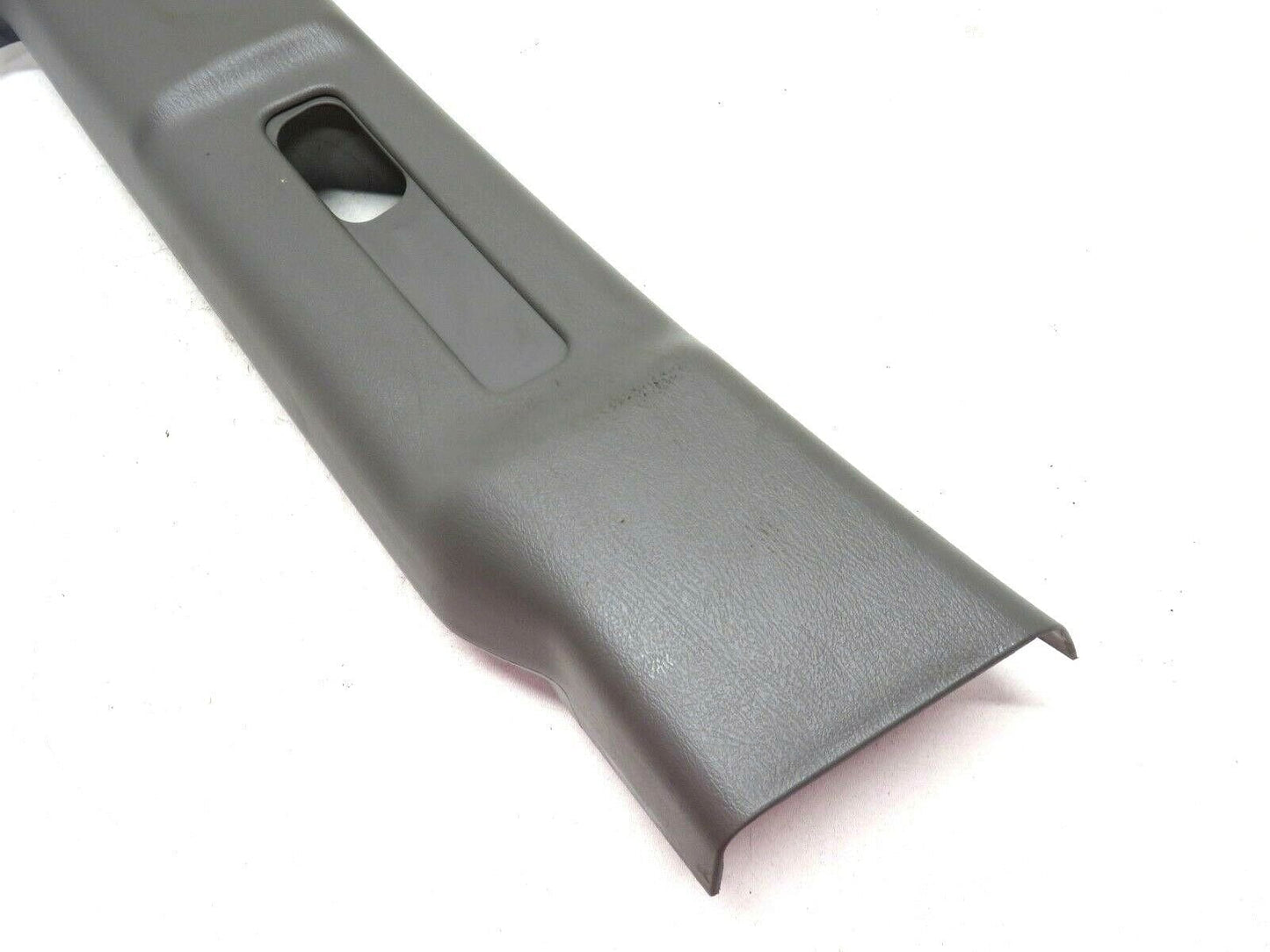 03-08 Subaru Forester XT Driver Upper B Pillar Trim Panel LH Seat Belt 2003-2008