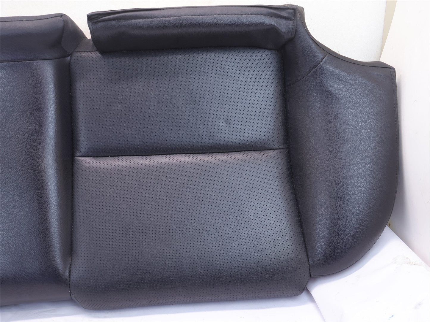 2008-2009 Subaru Legacy GT Rear Seat Bottom Cushion Lower Black Leather OEM