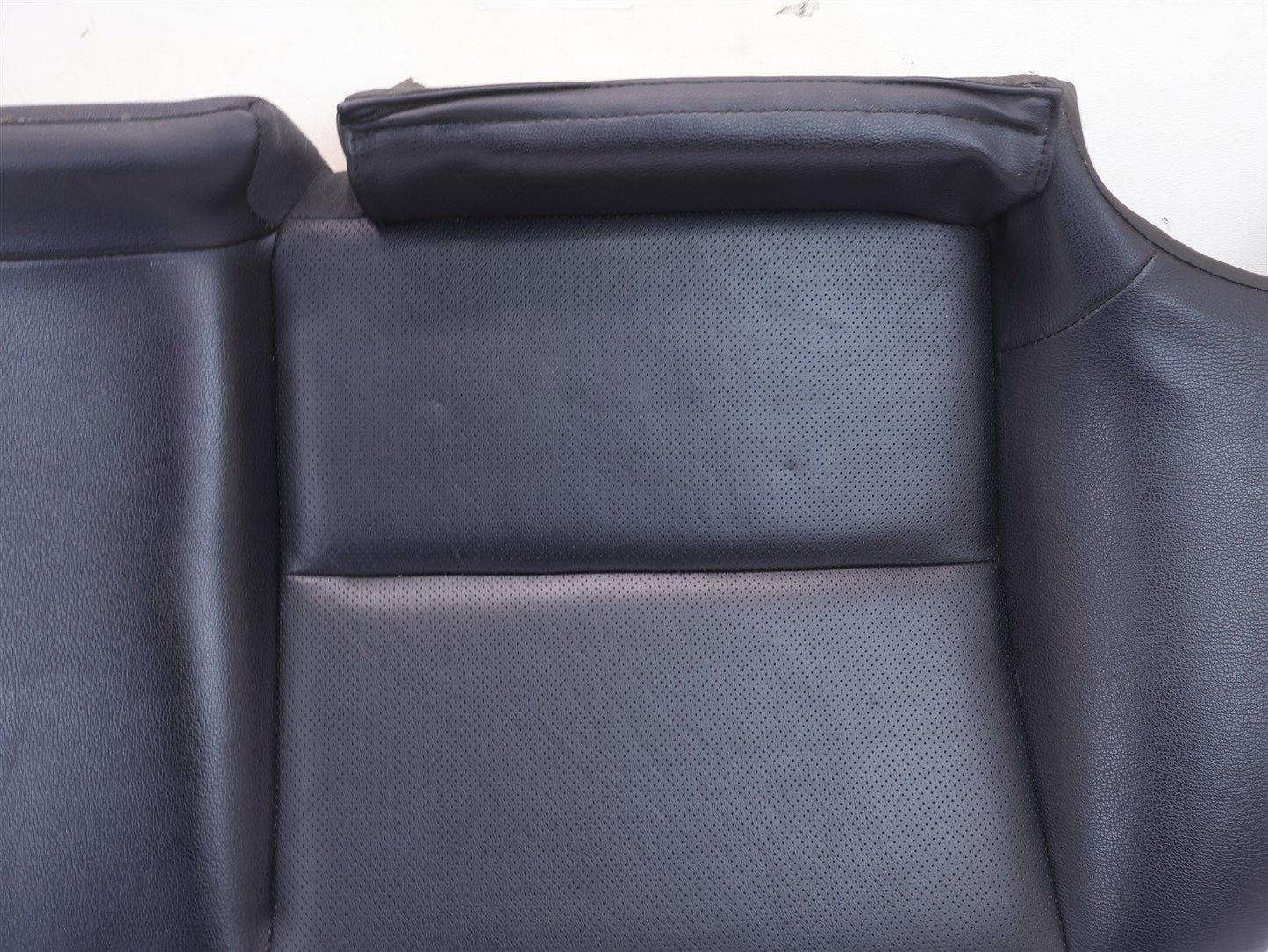 2008-2009 Subaru Legacy GT Rear Seat Bottom Cushion Lower Black Leather OEM