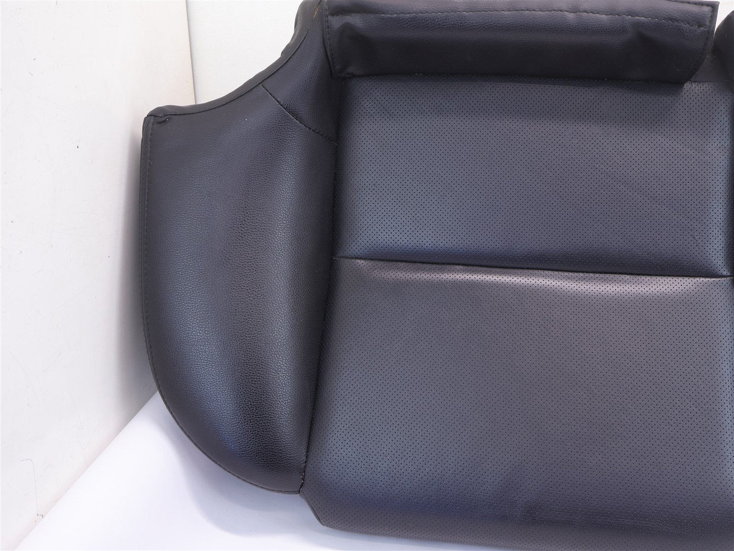 2008-2009 Subaru Legacy GT Rear Seat Bottom Cushion Lower Black Leather OEM