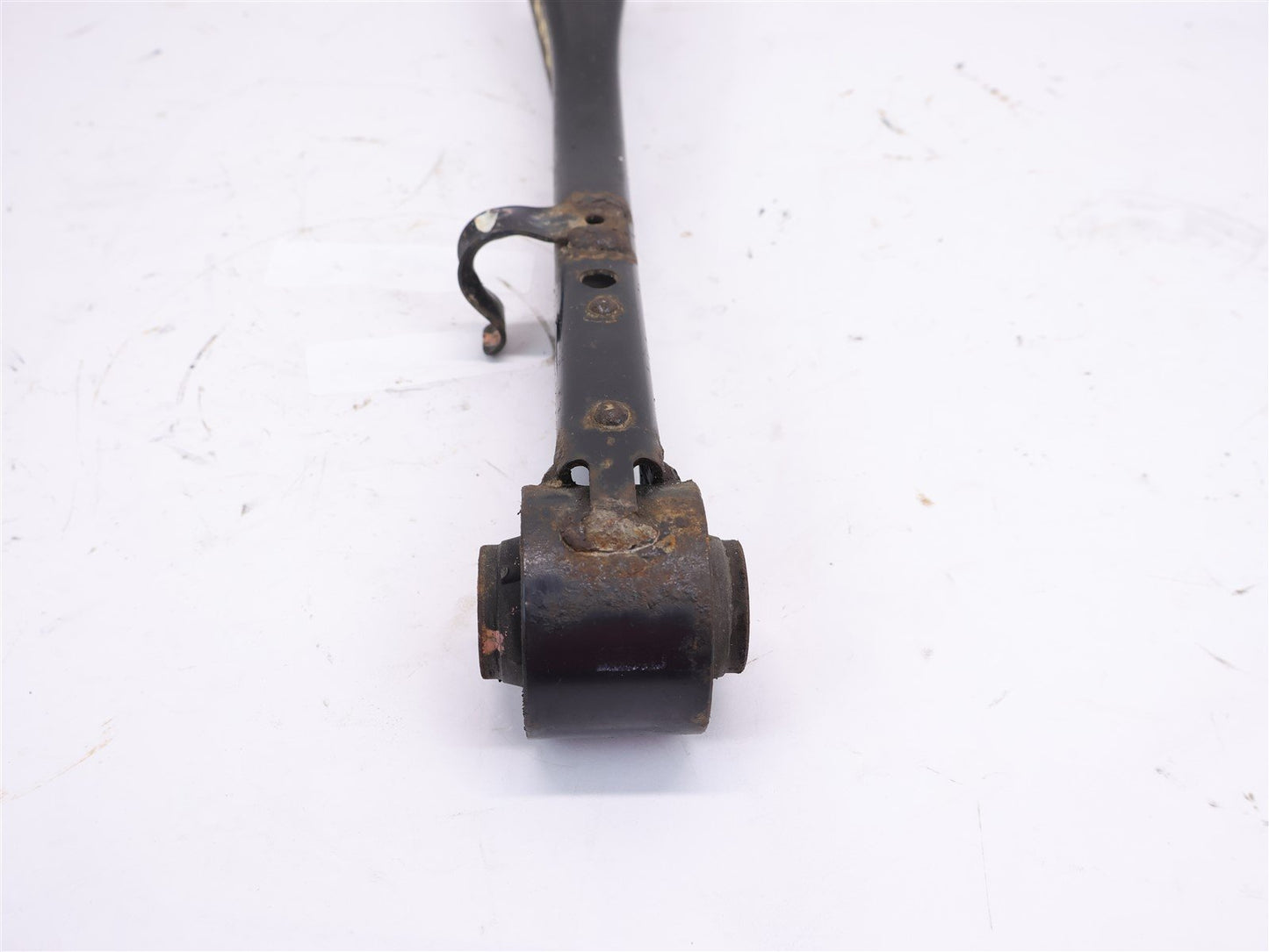 09-13 Subaru Forester Passenger Rear Lower Control Trailing Arm RH 2009-2013