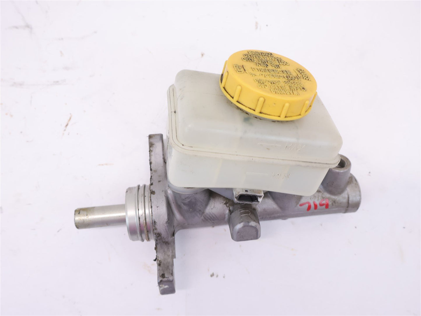 09-13 Subaru Forester Brake Master Cylinder 26401AG030 2009-2013