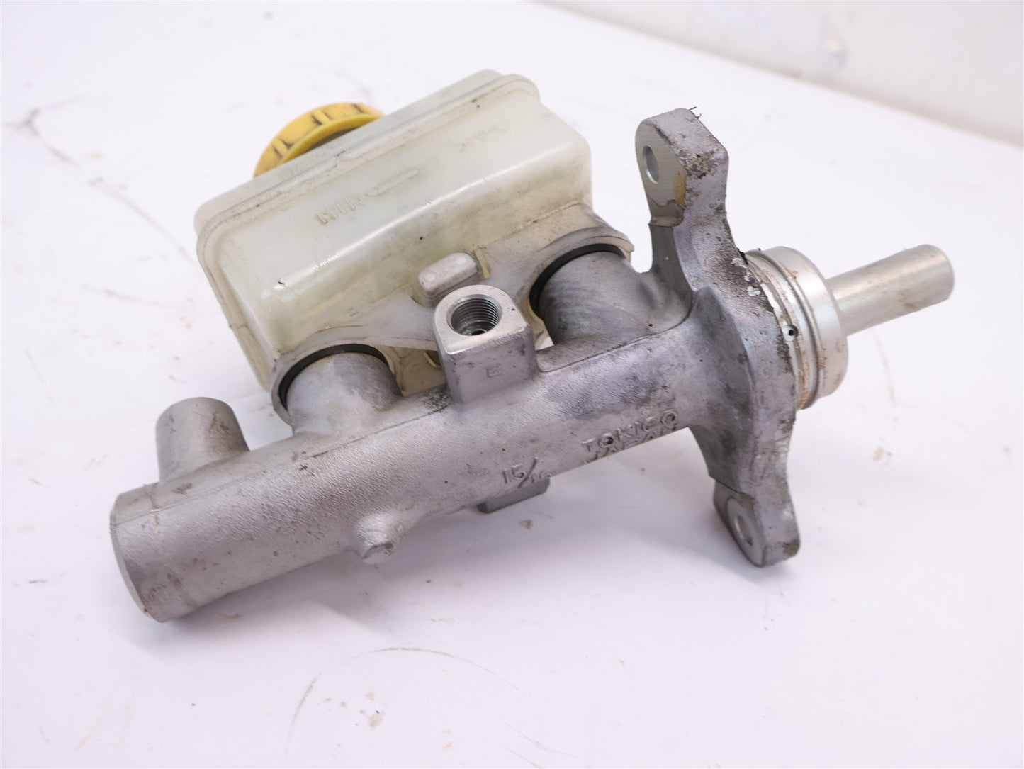 09-13 Subaru Forester Brake Master Cylinder 26401AG030 2009-2013
