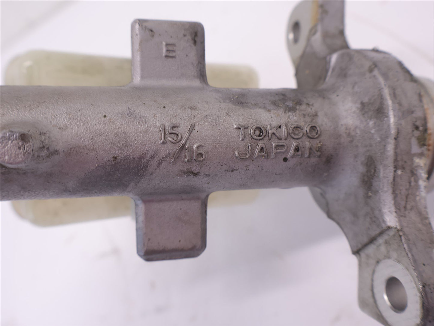 09-13 Subaru Forester Brake Master Cylinder 26401AG030 2009-2013