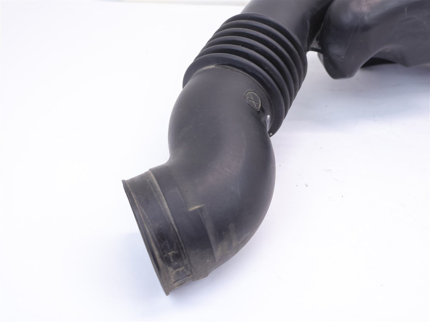 2013-2014 Subaru Legacy & Outback Air Intake Duct Cleaner Tube 2.5L 13-14