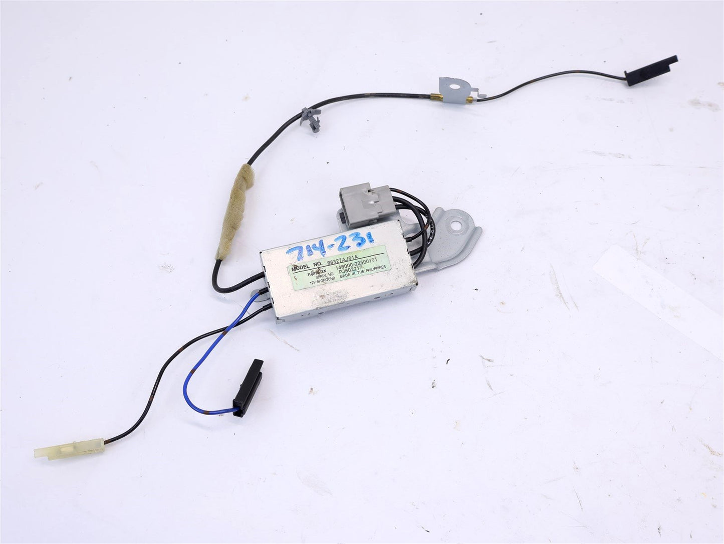 10-14 Subaru Outback Radio Antenna Amplifier Module Box 86327AJ61A 2010-2014