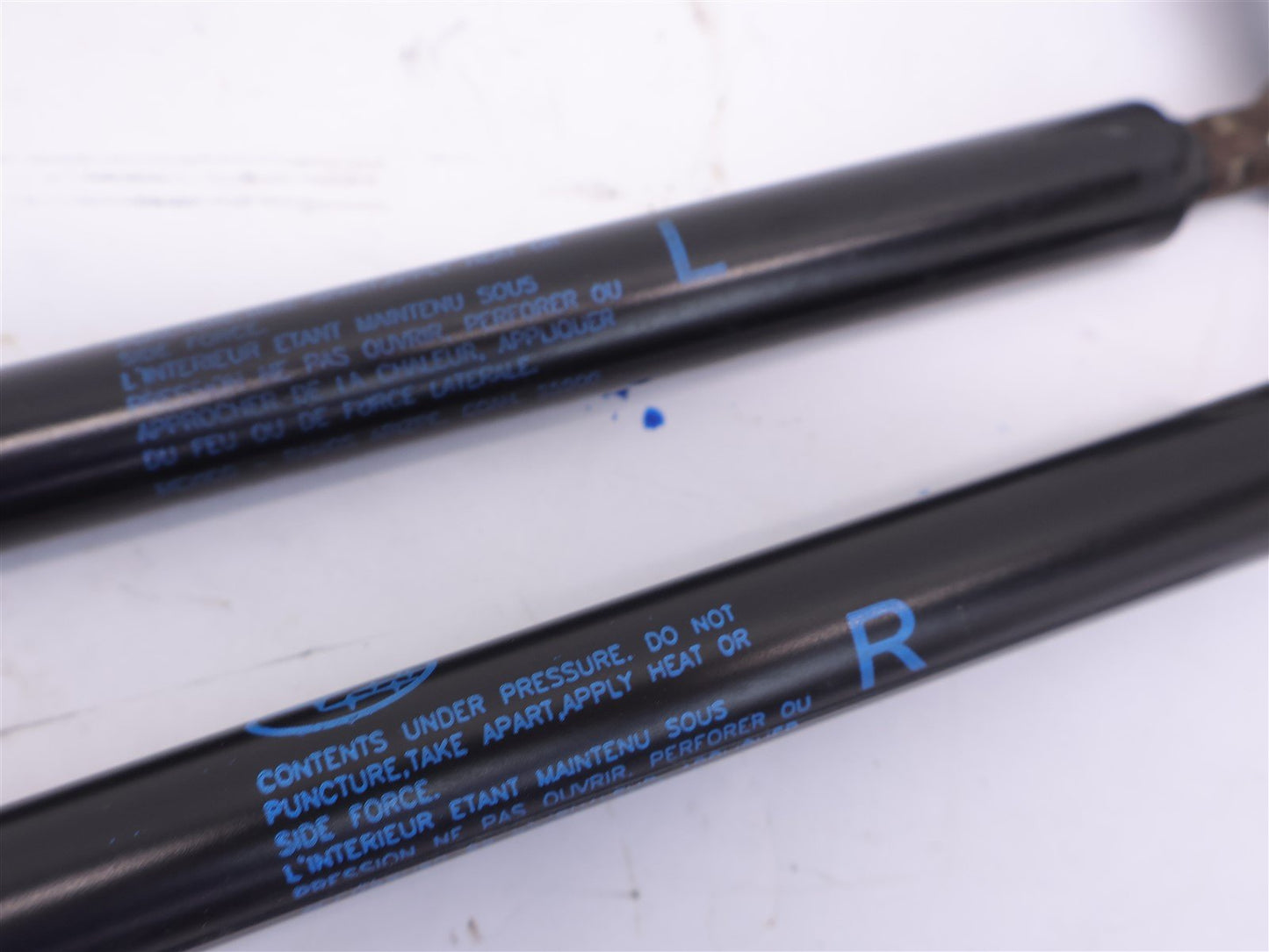 2010-2014 Subaru Outback Hatch Shock Rear Shocks Pair Damper Rod Support 10-14