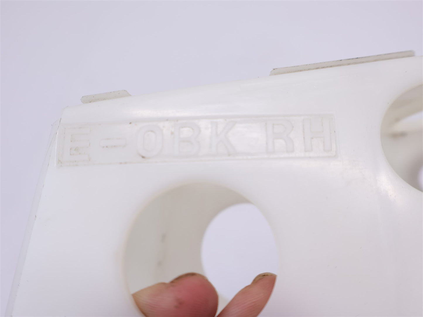10-14 Subaru Outback Rear Bumper Cover Corner Trim Bracket RH Right Passenger