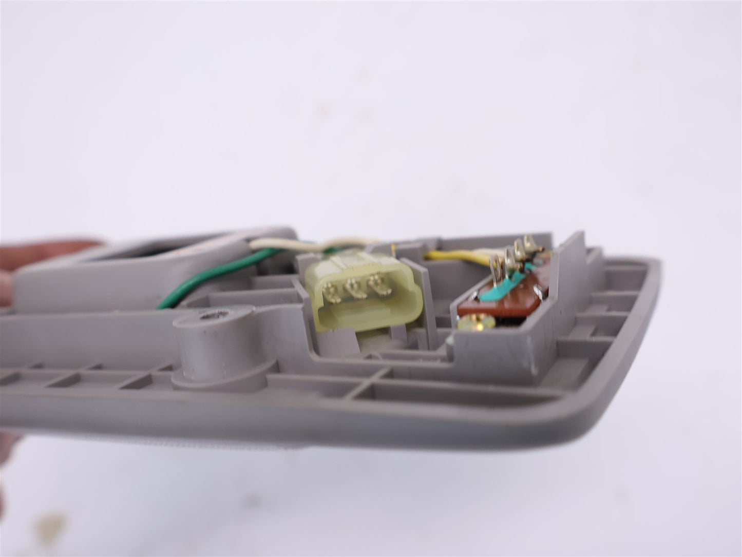 02-07 Subaru Impreza WRX & STI Dome Light Center Rear Interior Reading 2002-2007