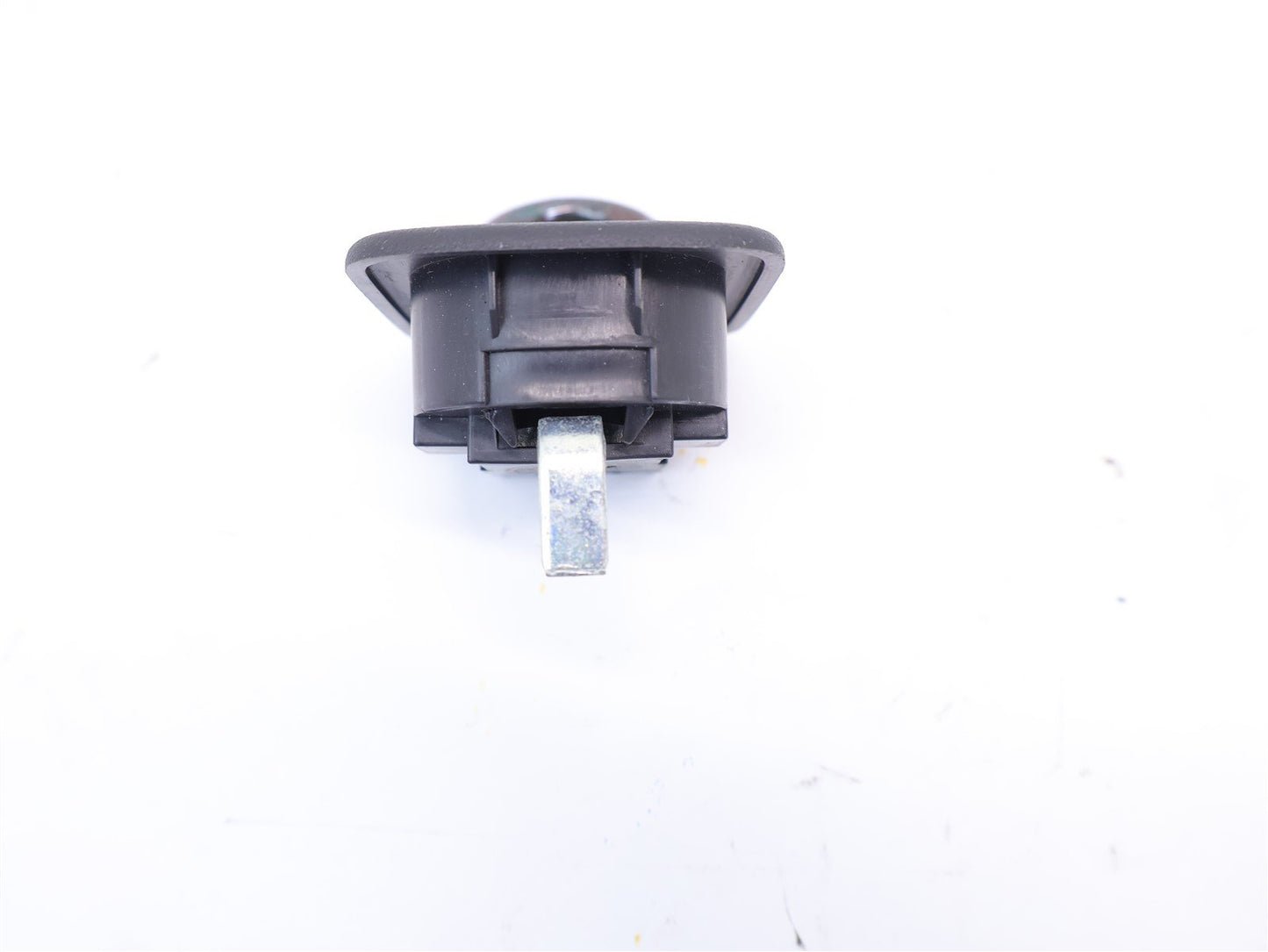 15-19 Subaru Outback Rear Hatch Cargo Hook Tie Down Trunk 2015-2019