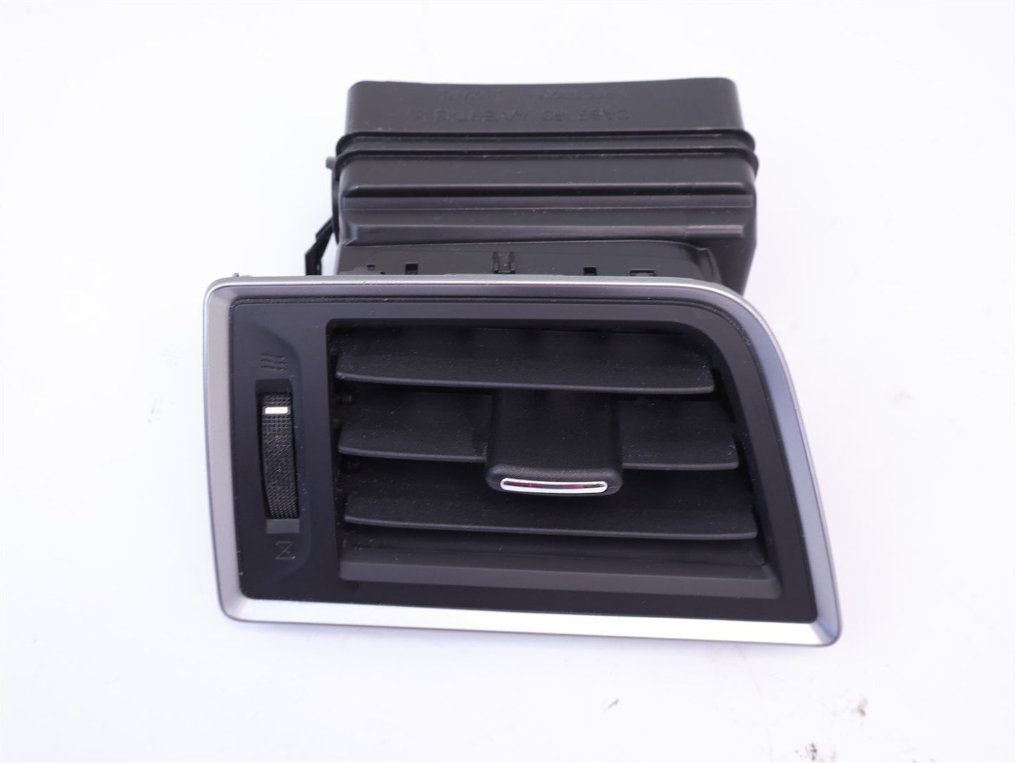 2015-2019 Subaru Legacy & Outback Driver Dash Vent Air Heat Side LH Left 15-19