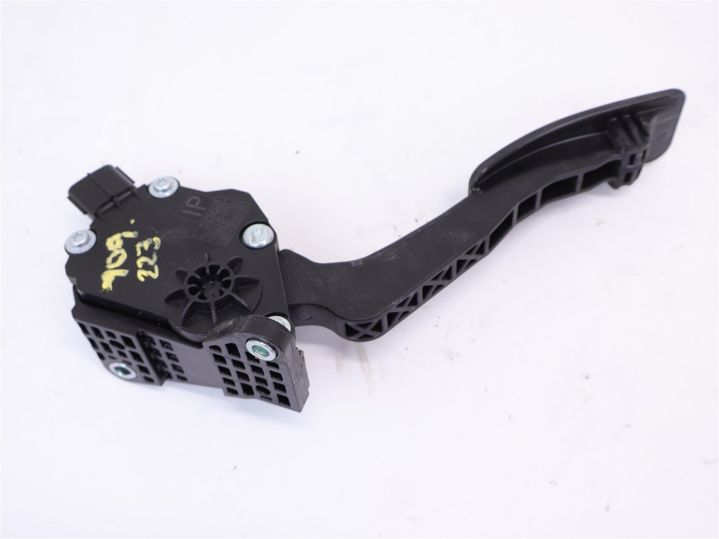 2015-2019 Subaru Legacy Outback Accelerator Gas Fuel Pedal Assembly OEM