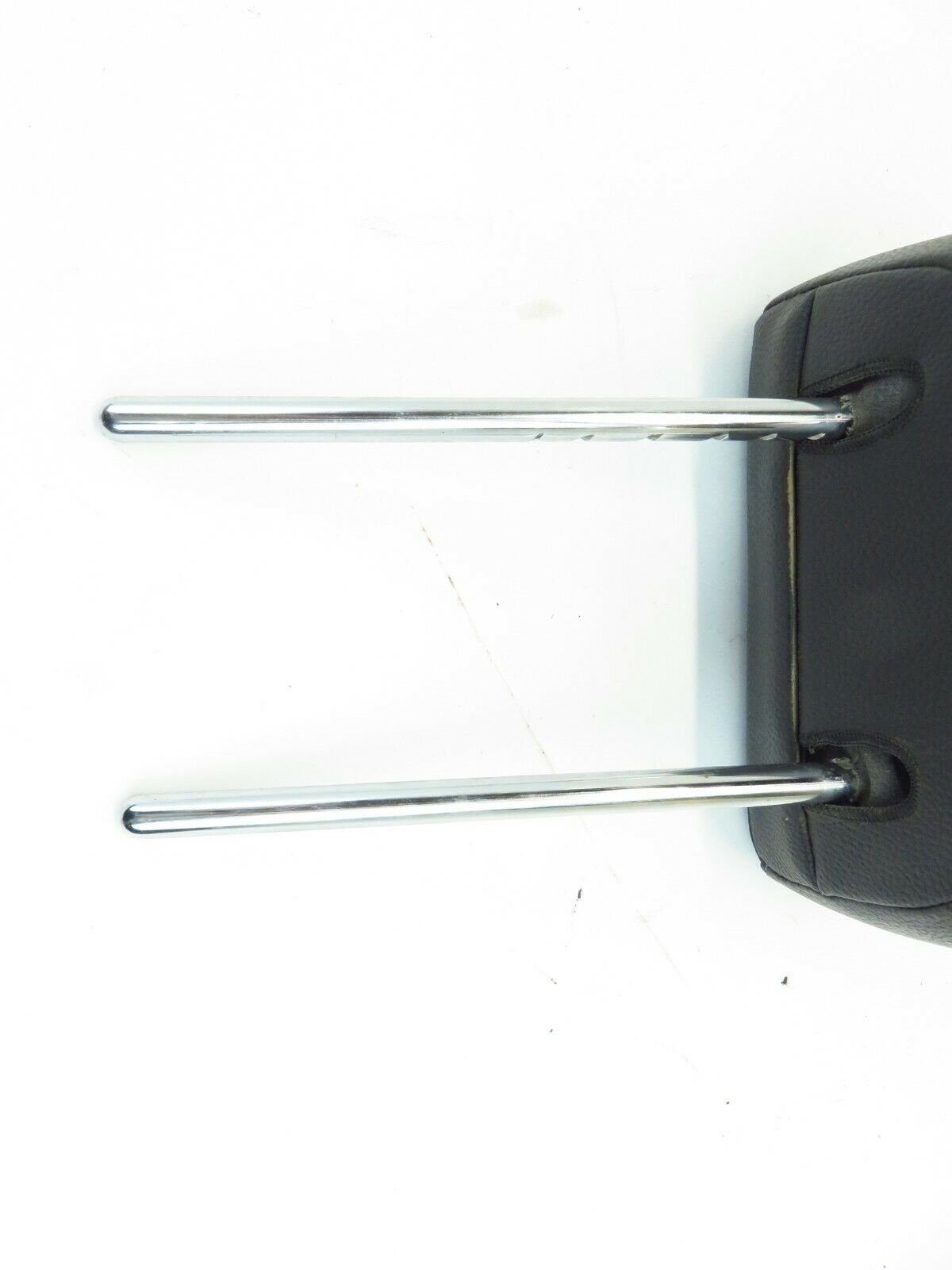 2016-2017 Hyundai Veloster Turbo Front Seat Head Rest Leather OEM LH RH 16-17