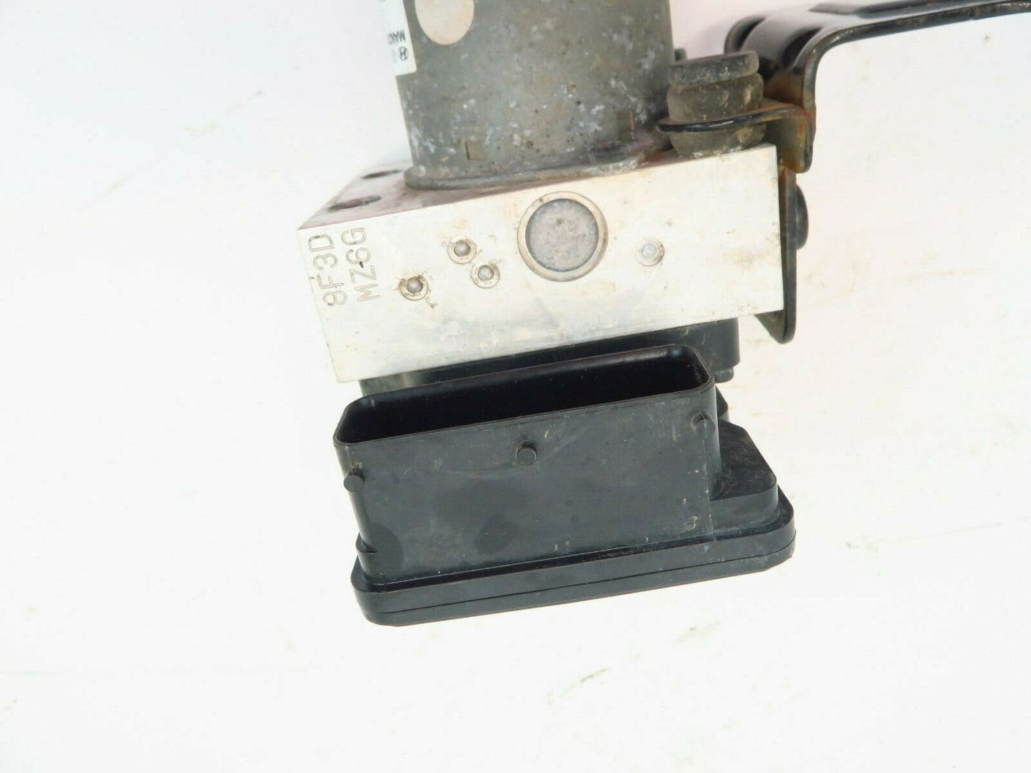 2016 Hyundai Veloster Turbo ABS Anti-Lock Brake Pump Module OEM 58920-2V480 16