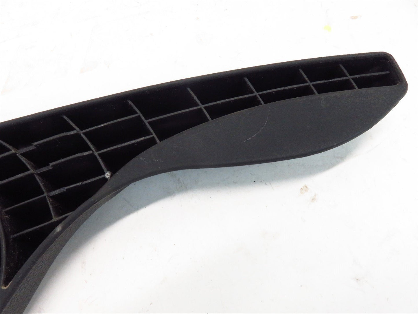 2013-2017 Hyundai Veloster Turbo Driver Front Seat Handle 88195-2V000 LH 13-17