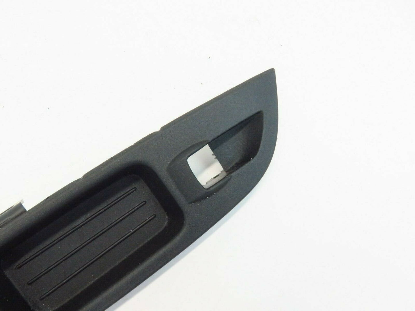 2015-2018 Ford Focus ST Passenger Front Window Switch Trim BM51-240A40 15-18 RH
