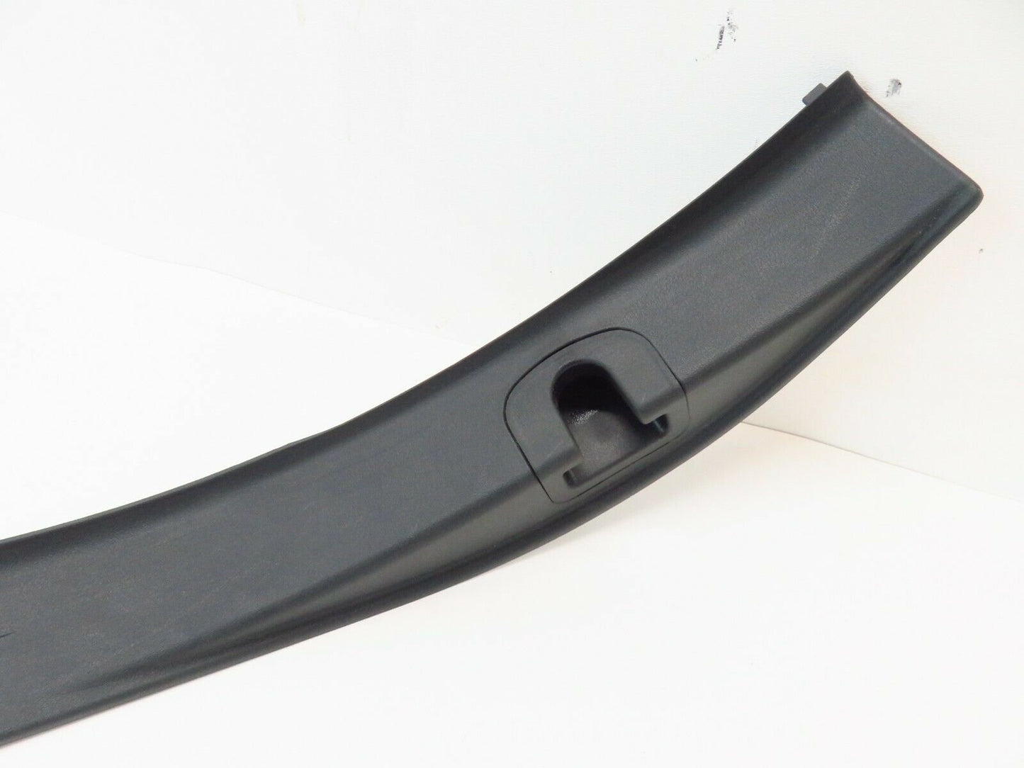 2010-2014 Subaru Outback Driver Rear Door Sill Trim Cover 64061AJ07A Left LH