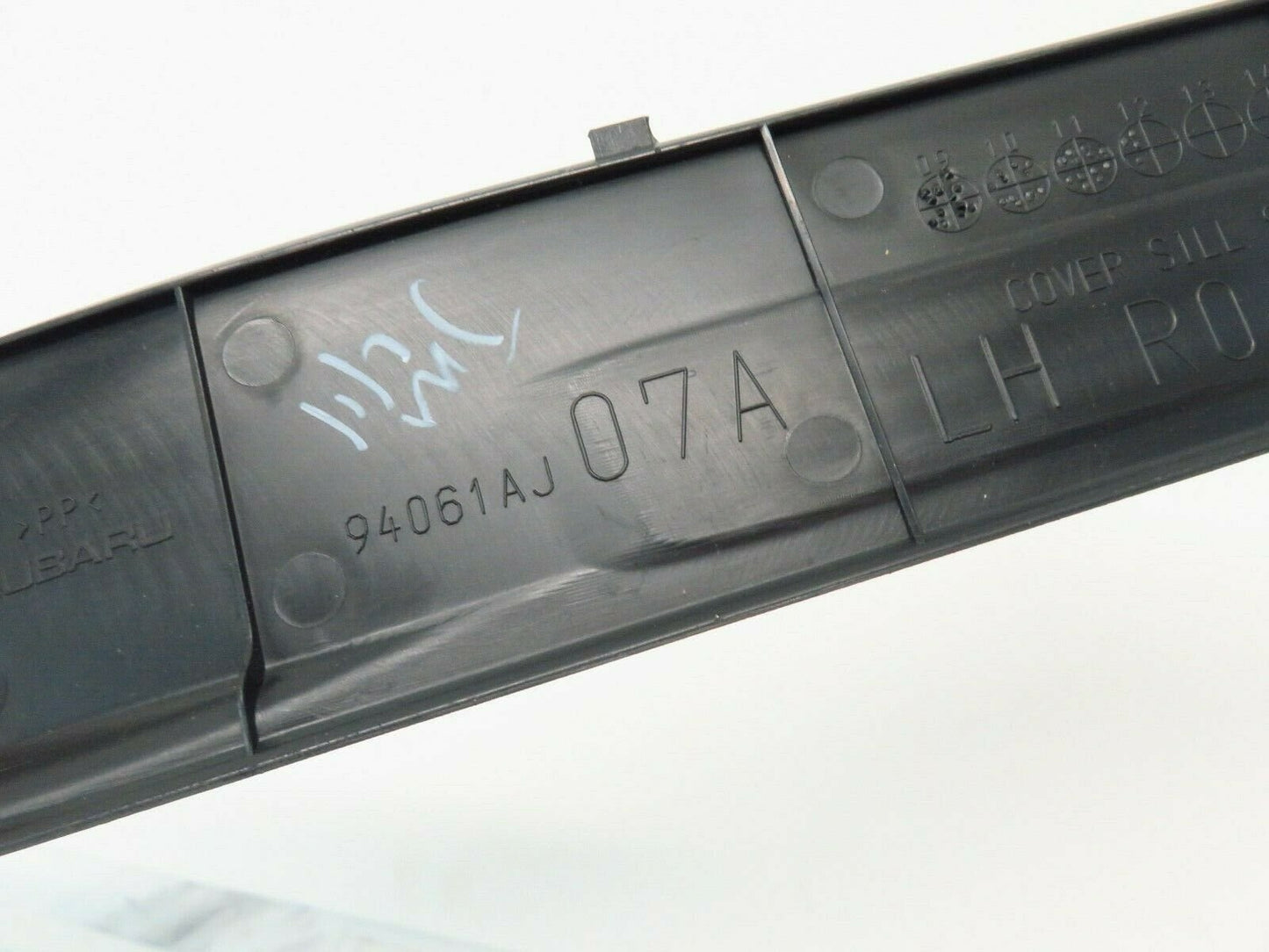 2010-2014 Subaru Outback Driver Rear Door Sill Trim Cover 64061AJ07A Left LH