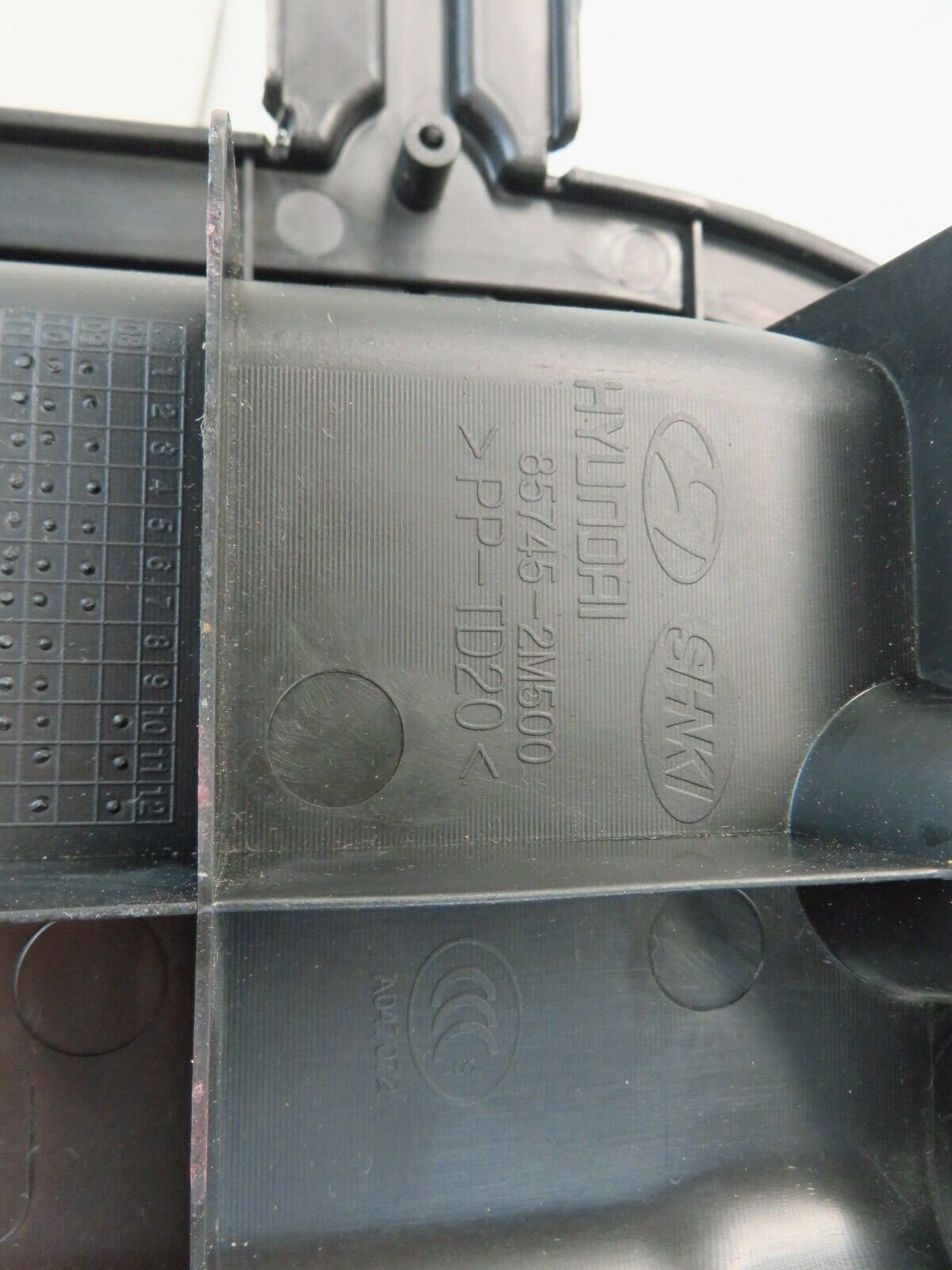 2009-2016 Hyundai Genesis Coupe RH Trunk Storage Tray Rear Driver Box Cargo