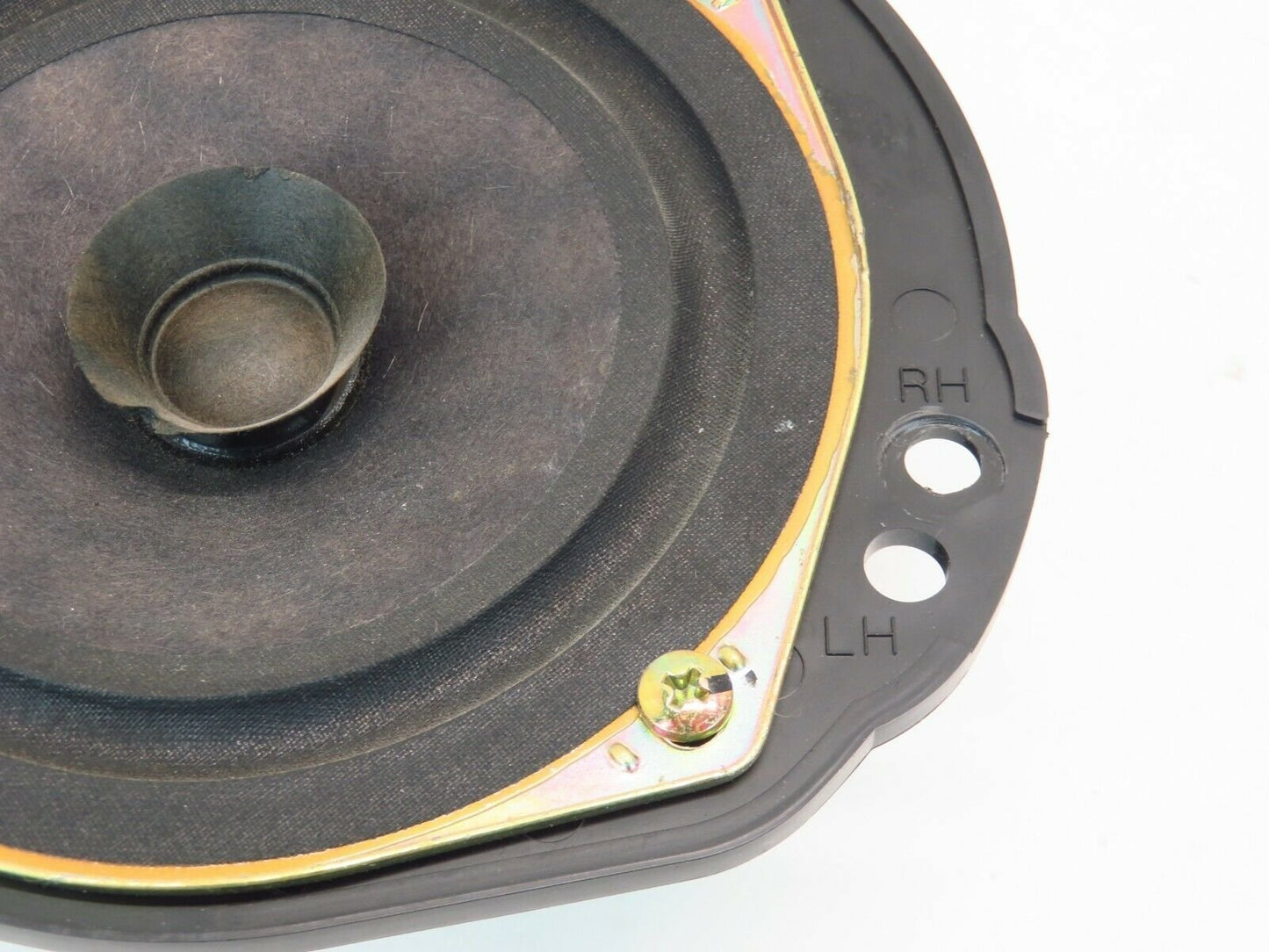 2002-2003 Subaru Impreza WRX Rear Door Speaker RH Passenger 86301FE070 02-03