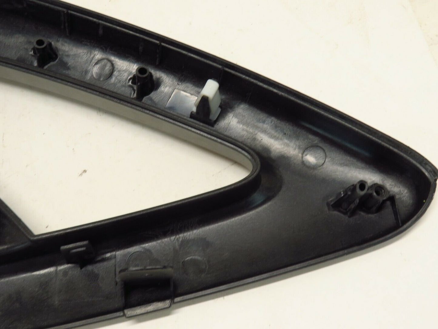 13-15 Hyundai Veloster Passenger Front Handle Grip Grab Trim Center Console RH