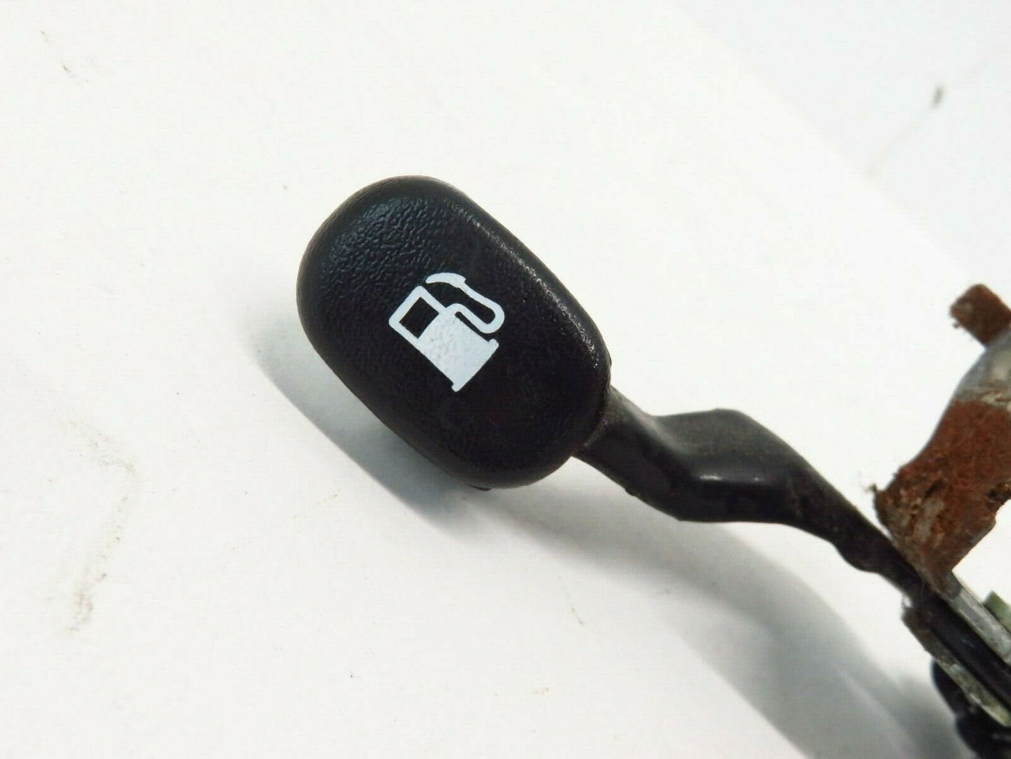 2012-2016 Hyundai Veloster Turbo Gas Fuel Lever Release Switch w/ Cable 12-16