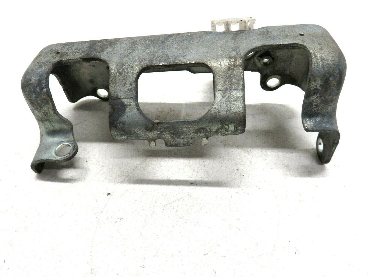 06-08 Subaru Forester Fuel Injector Cover Protector LH Side Intake Manifold Rail