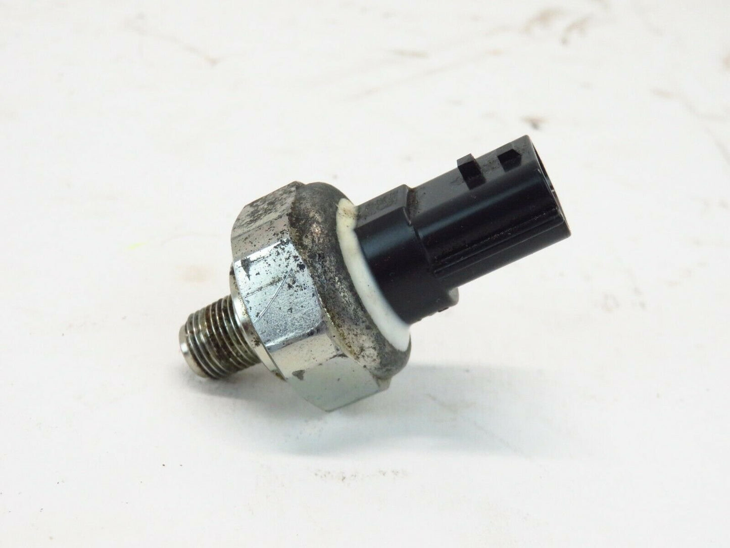 2018-2019 Nissan Kicks Engine Oil Pressure Sensor OEM 18-19