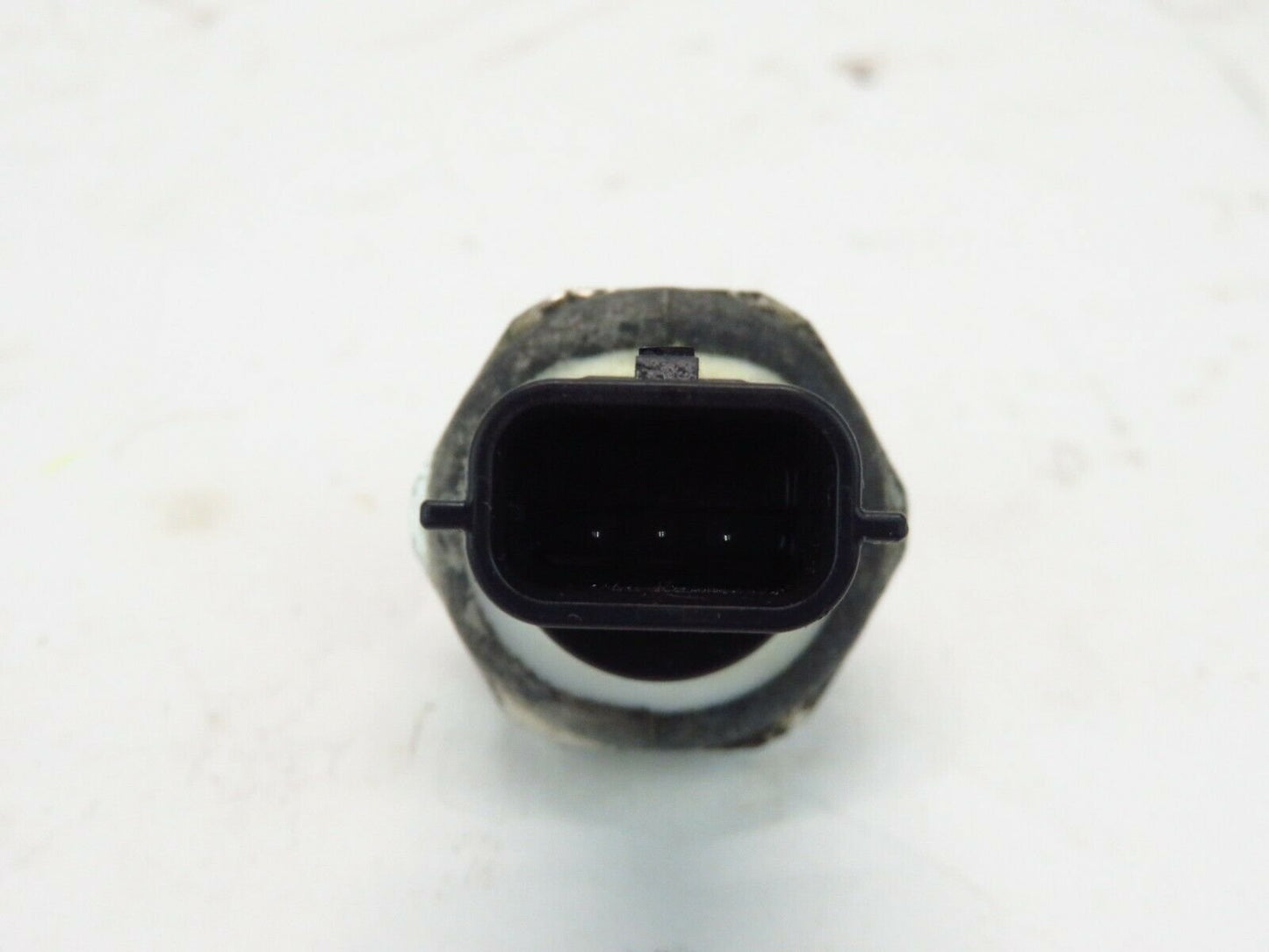 2018-2019 Nissan Kicks Engine Oil Pressure Sensor OEM 18-19