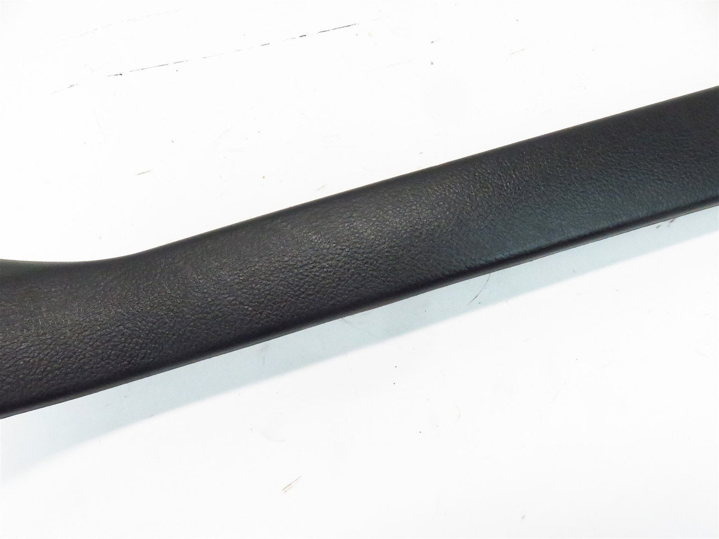 2010-2014 Subaru Legacy Outback Driver Front Door Sill Retainer Trim LH 10-14