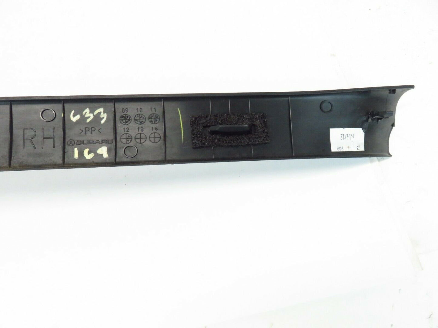 2010-2014 Subaru Outback Passenger Front Door Sill Trim 94060AJ10A Right RH 2012