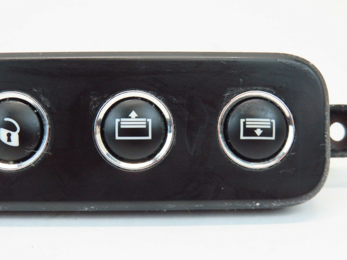 2006 Maserati Quattroporte Rear Shade Lock Switch Panel Dash OEM M139 05-08