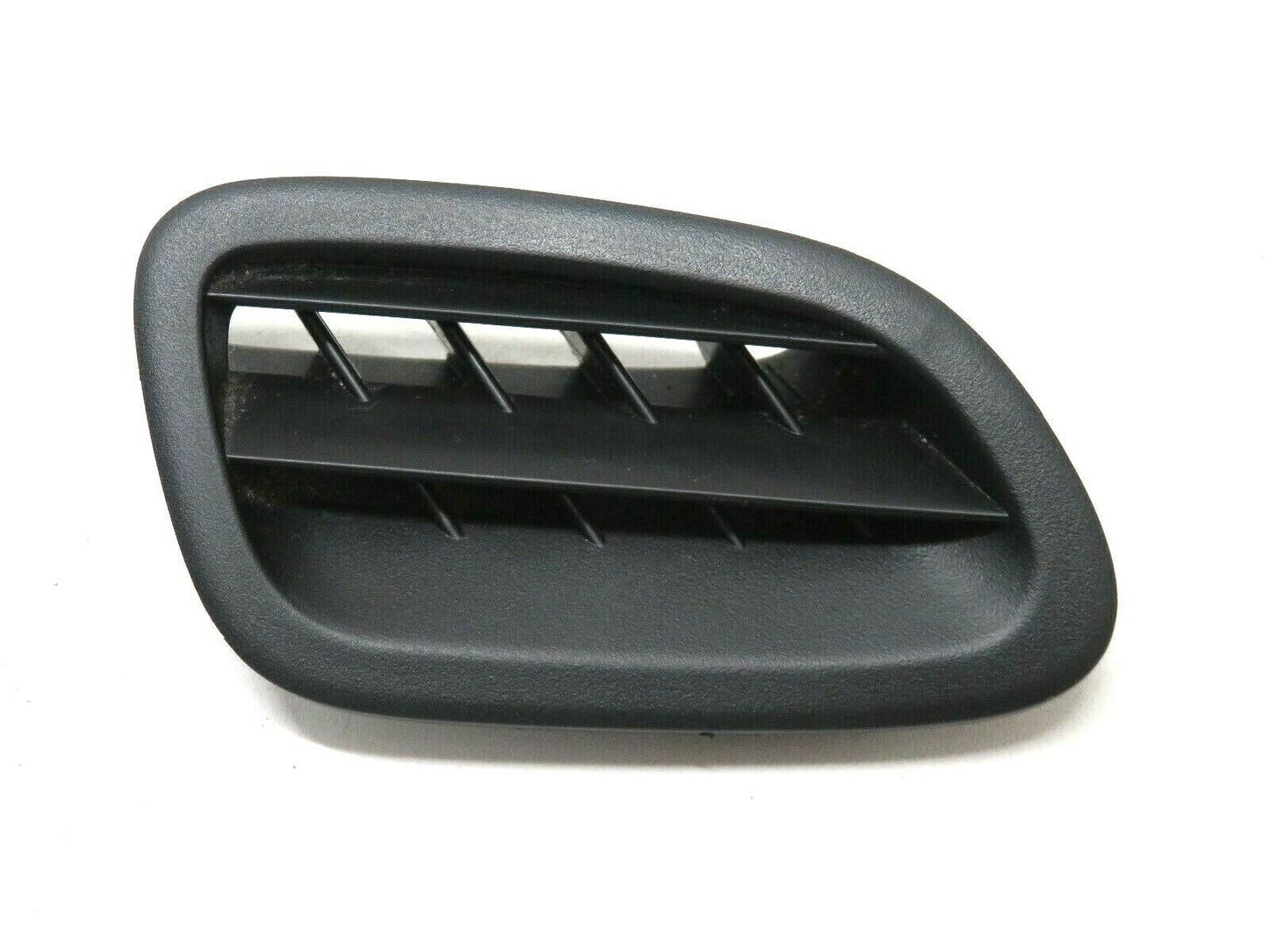 2005-2009 Subaru Legacy Vent Front Upper Top Defrost Dash RH Passenger 05-09