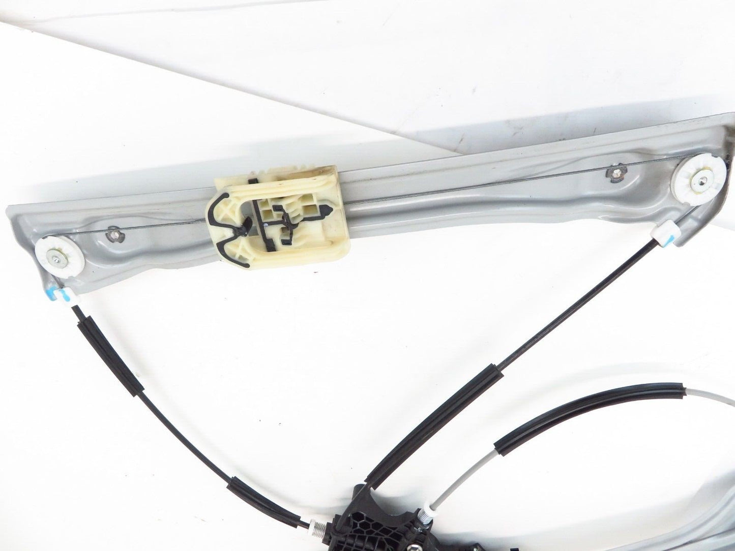 2018-2019 Buick Regal TourX Driver Front Window Motor & Regulator LH Left 18-19