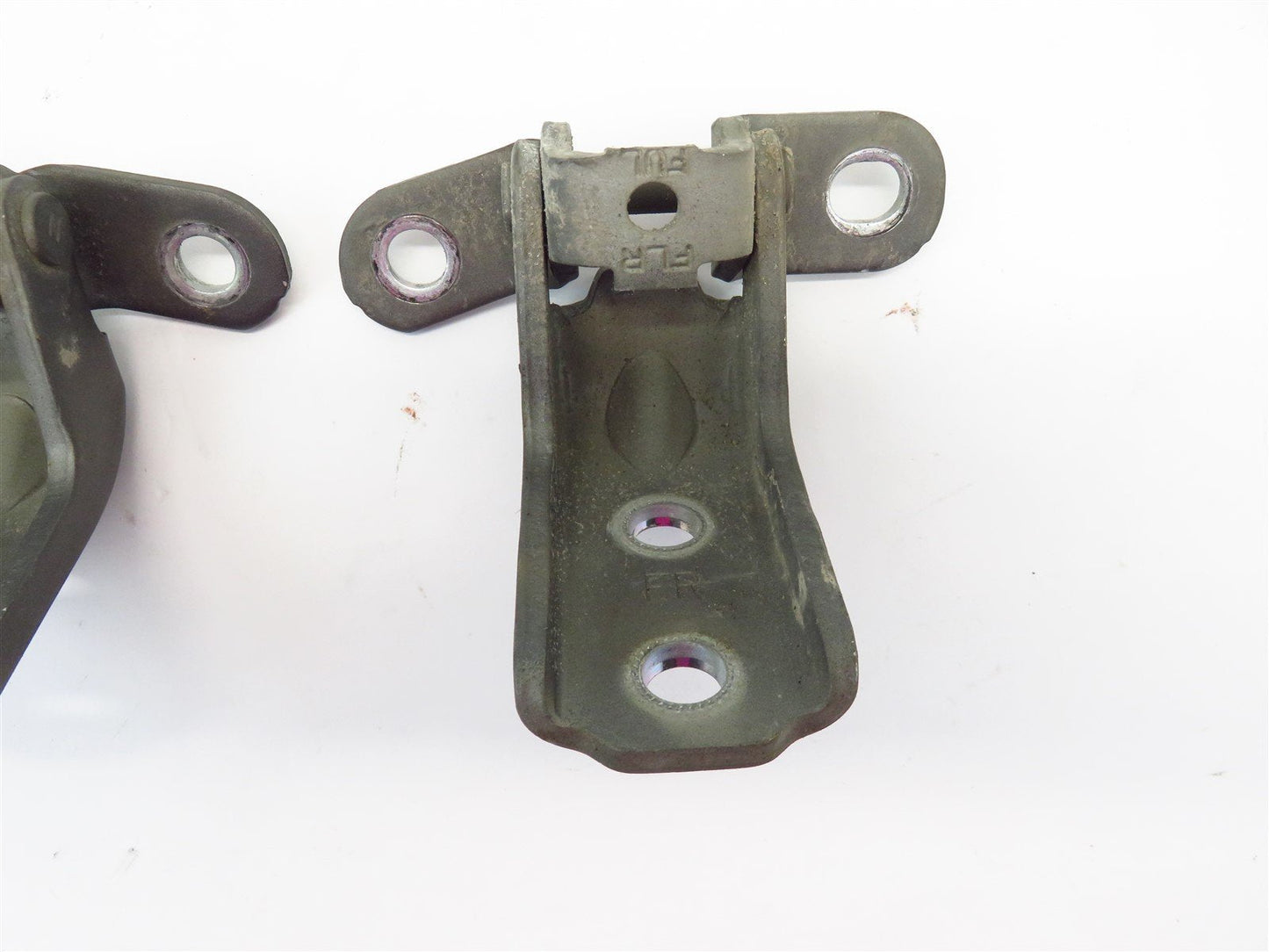 2013-2017 Hyundai Veloster Turbo Driver Front Door Hinge Hinges LH Set 13-17