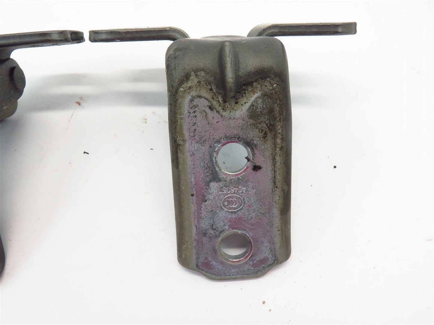 2013-2017 Hyundai Veloster Turbo Driver Front Door Hinge Hinges LH Set 13-17