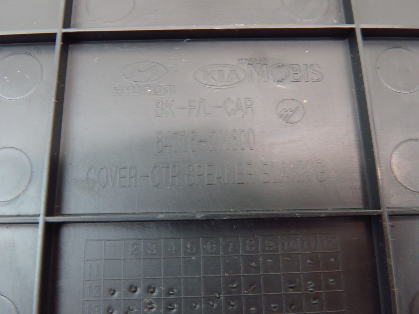 13-16 Hyundai Genesis COUPE Center Dash Cover Trim Panel Blank 84716-2M600 13-16