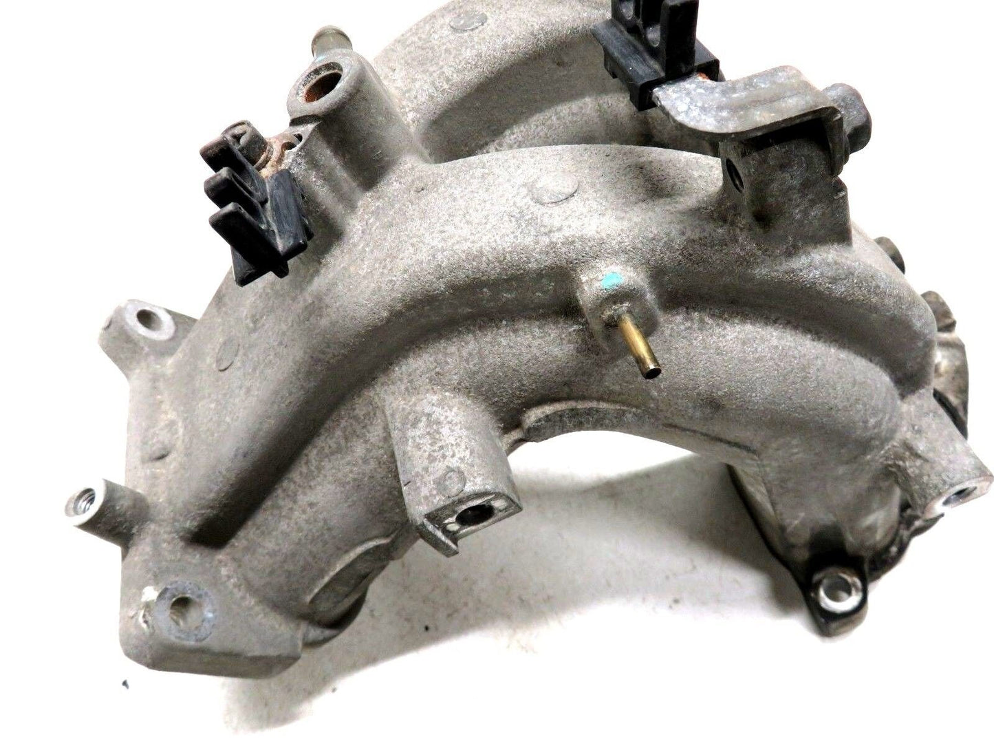 2004-2005 Subaru Legacy Intake Manifold Assembly H4 RH Passenger Side OEM 04-05