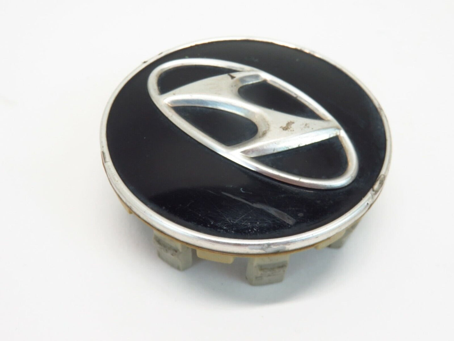 2010-2012 Hyundai GENESIS COUPE Wheel Center Cap 52960-2M000 OEM 628312