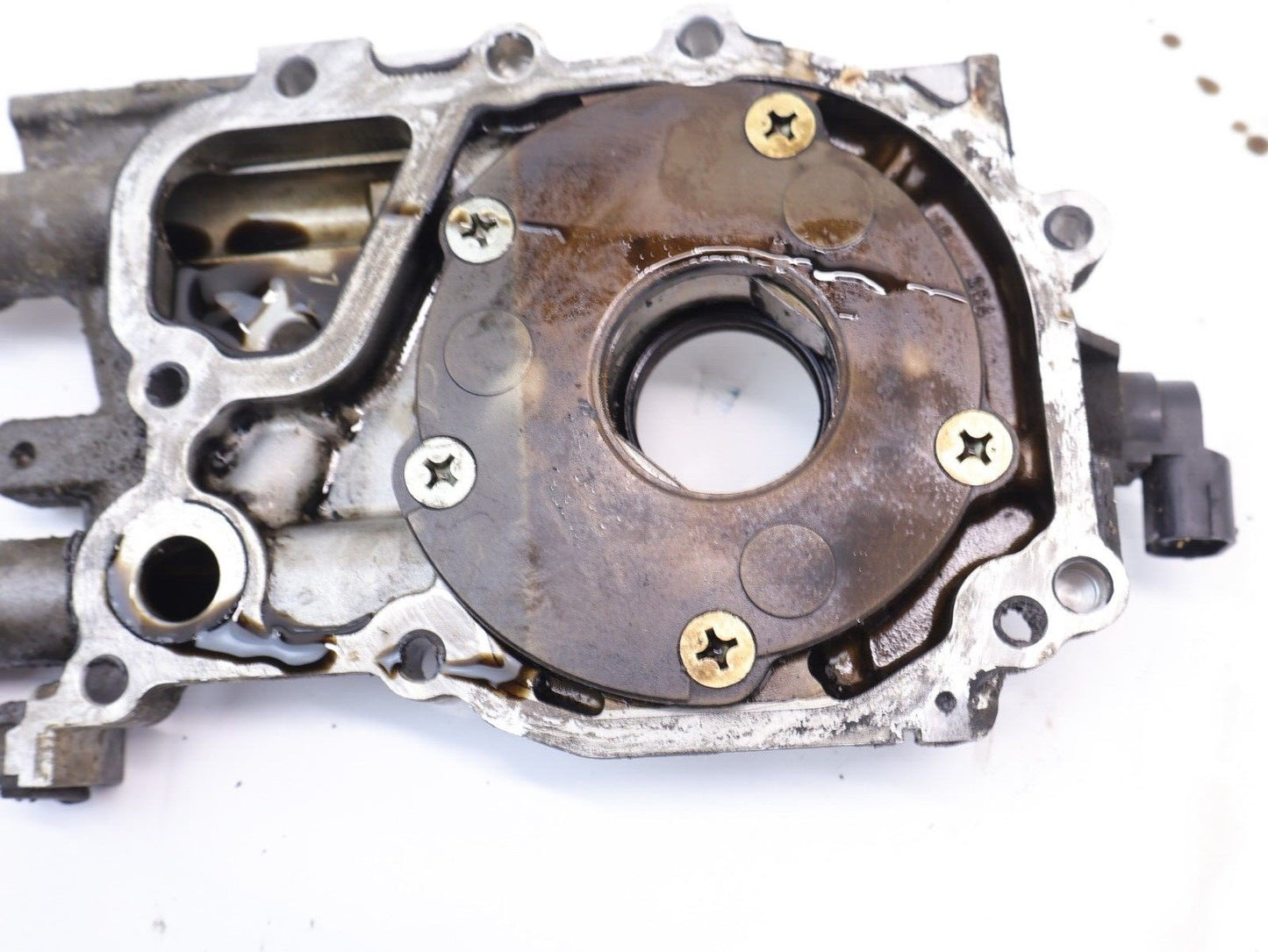 2006-2007 Subaru WRX Engine Oil Pump OEM 06-07