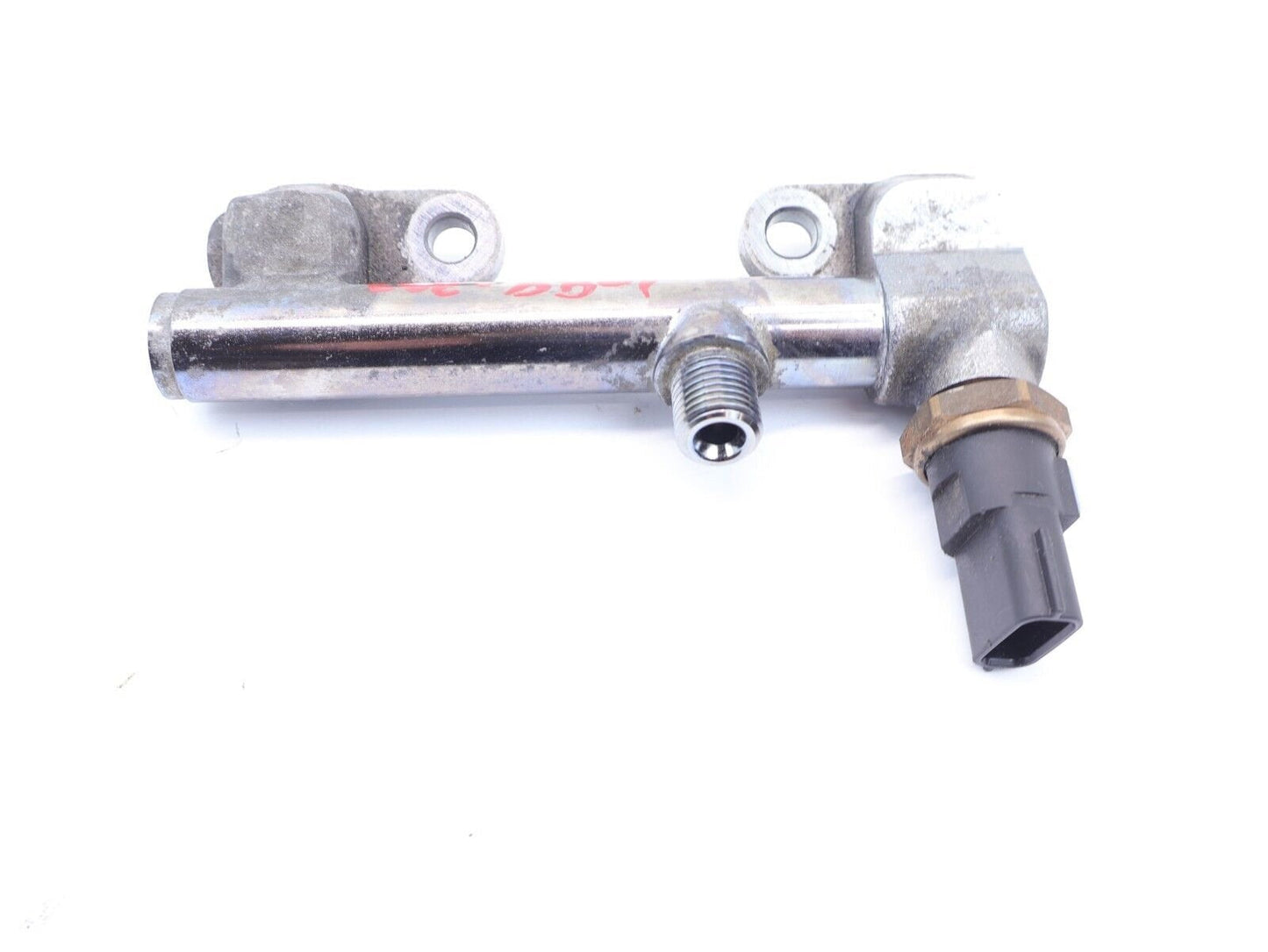 2018-2023 Subaru Crosstrek Fuel Injector Rail Pipe Mount Ramp Right RH OEM