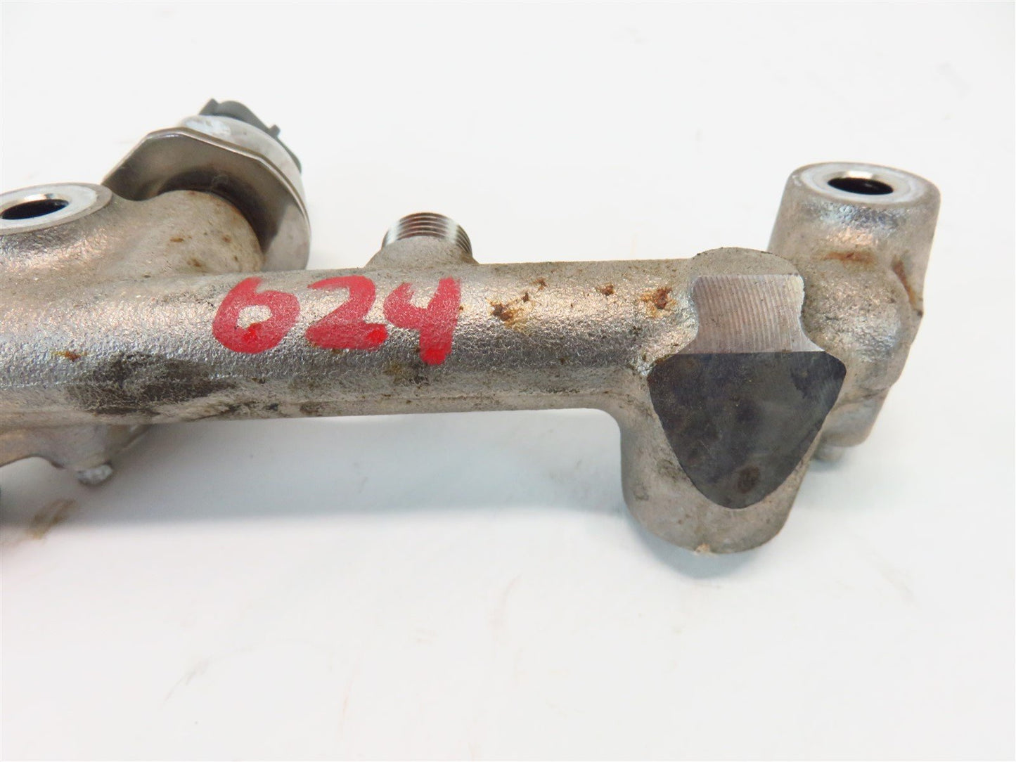 2015-2018 Subaru WRX Fuel Injector Rail RH Side Pipe Passenger Right 15-18